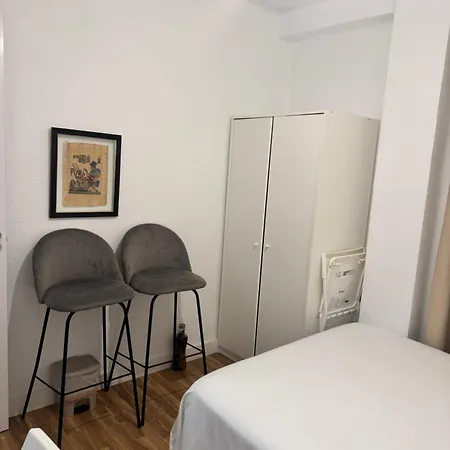 Sencilla En Piso Hogareno Valencia