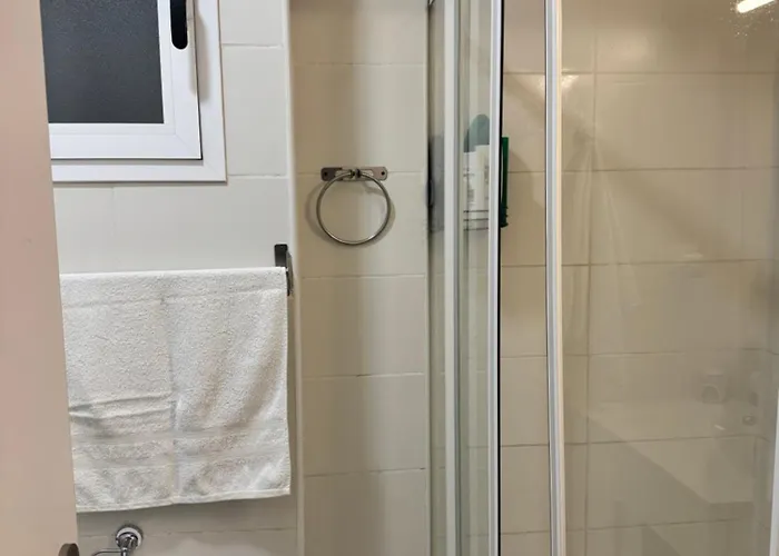 Sencilla En Piso Hogareno Valencia